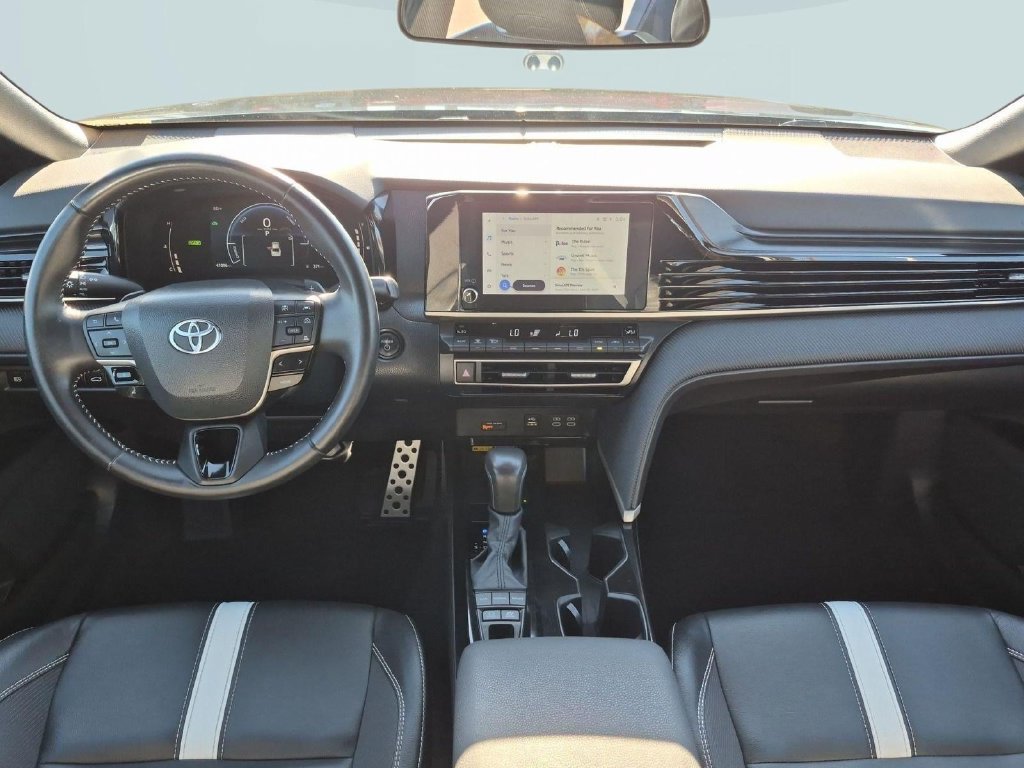 Used 2025 Toyota Camry SE FWD image 20