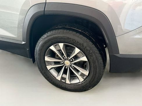 New 2026 Chevrolet Equinox LT w/ Convenience Package II image 31