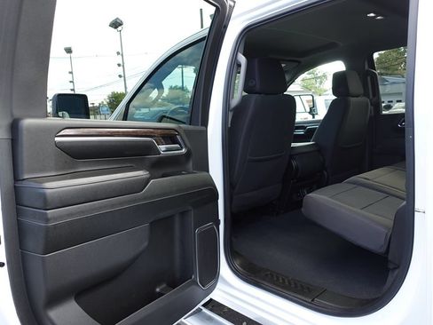 Used 2024 GMC Sierra 3500 SLE AWD/4WD image 19
