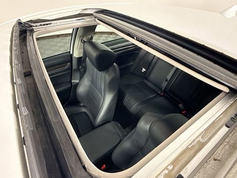 Certified 2021 Honda Accord Touring image 19