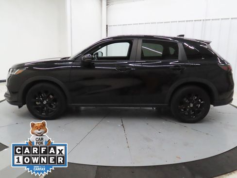 Used 2023 Honda HR-V Sport image 6