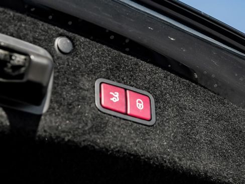 Used 2019 Mercedes-Benz S 560 Sedan image 64