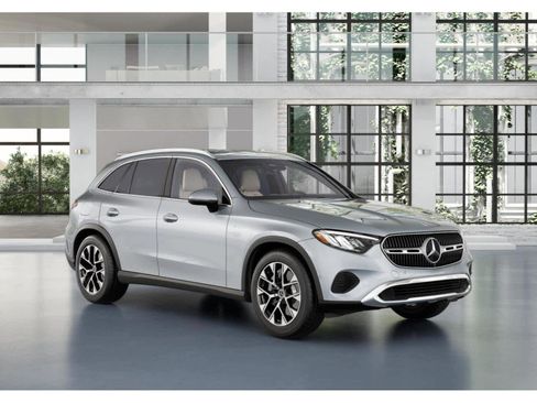 New 2025 Mercedes-Benz GLC 350e 4MATIC image 10