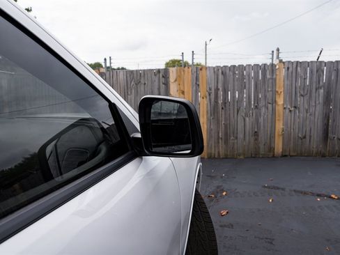 Used 2019 Dodge Durango R/T w/ Blacktop Package image 13