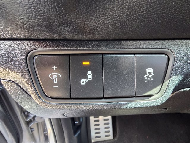 Used 2024 Kia Forte GT w/ GT2 Package FWD image 12