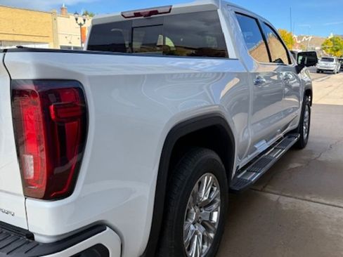 Used 2022 GMC Sierra 1500 Denali w/ Technology Package image 15