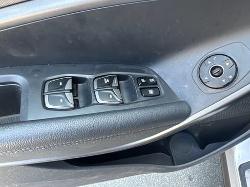 Used 2013 Hyundai Santa Fe Sport FWD image 23
