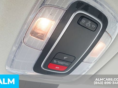 Used 2025 Hyundai Kona SEL FWD image 18