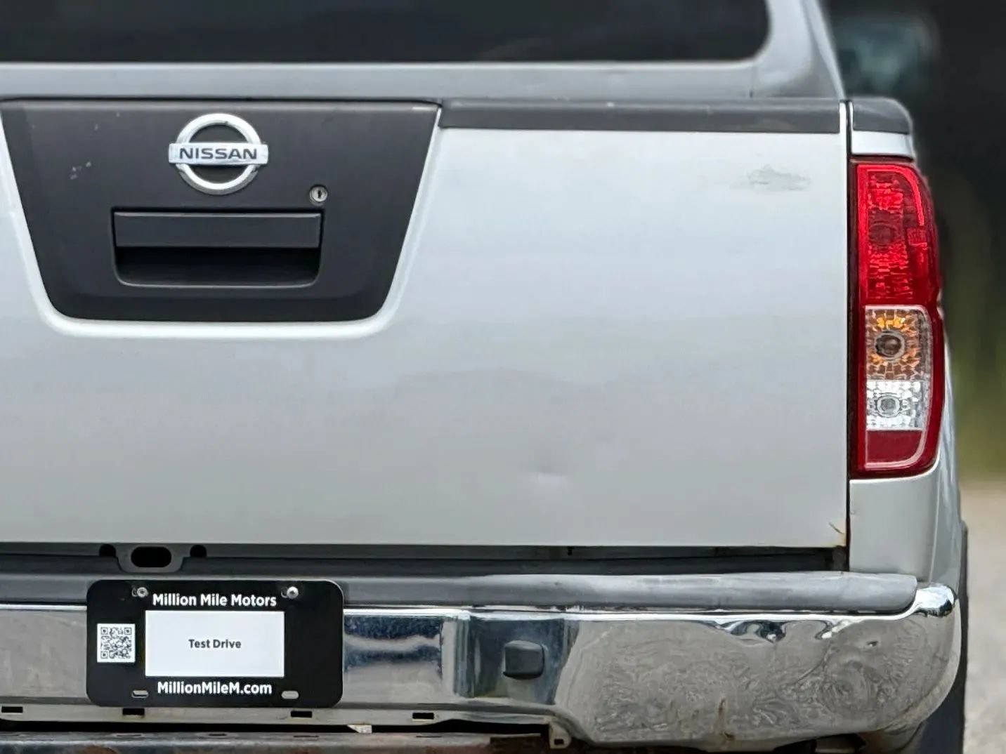 Used 2012 Nissan Frontier SV AWD/4WD image 14