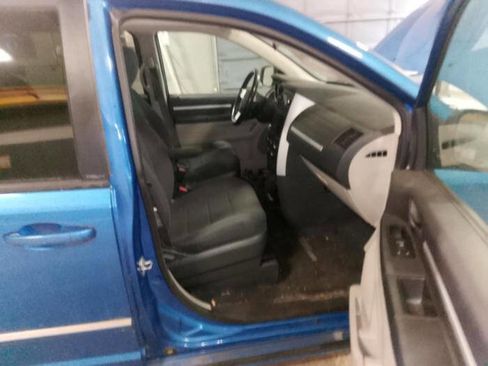 Used 2008 Dodge Grand Caravan SXT FWD image 23
