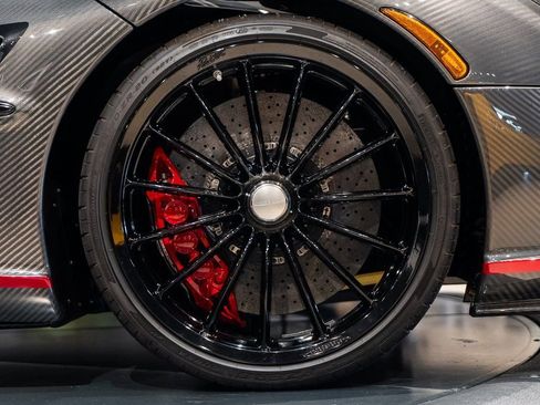 Used 2017 Pagani Huayra image 17