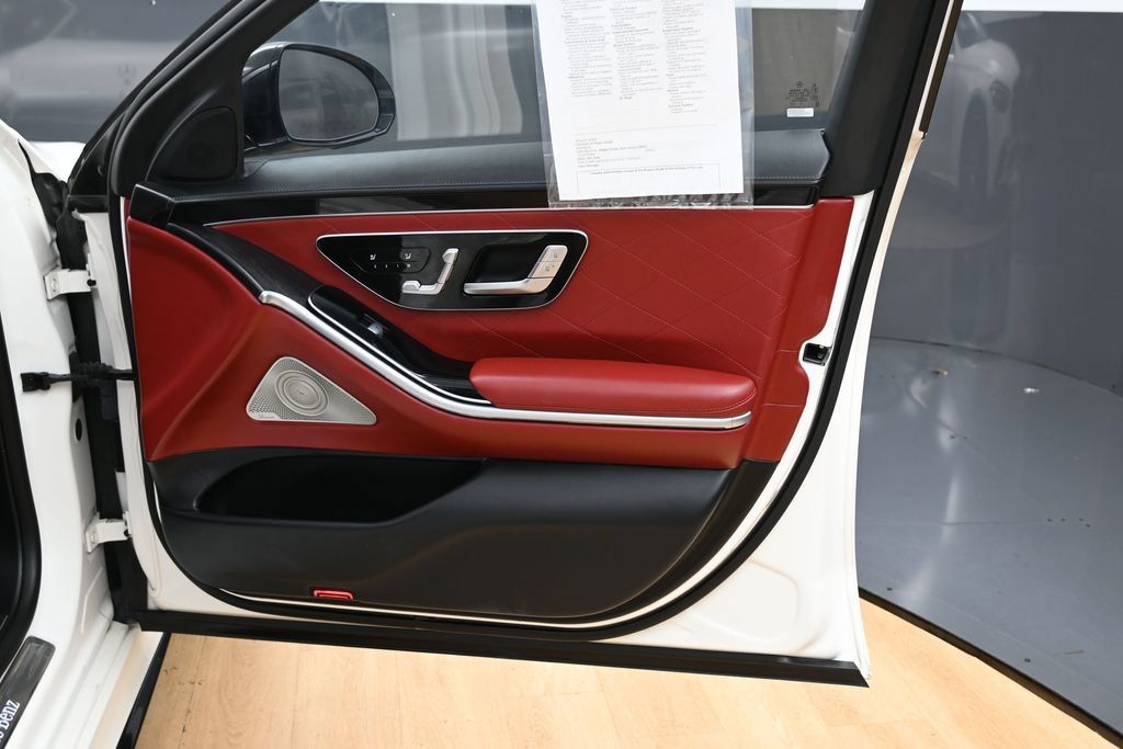Used 2022 Mercedes-Benz S 500 4MATIC image 40