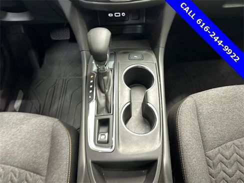 Used 2022 Chevrolet Equinox LT image 16