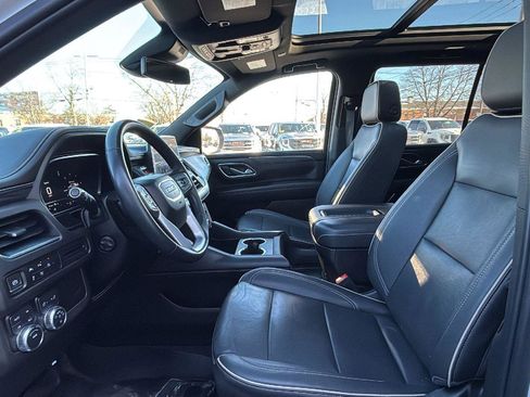 Certified 2023 GMC Yukon SLT w/ SLT Luxury Package image 22