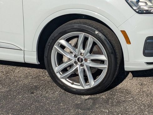 Used 2017 Audi Q7 3.0T Prestige w/ Prestige Package image 11