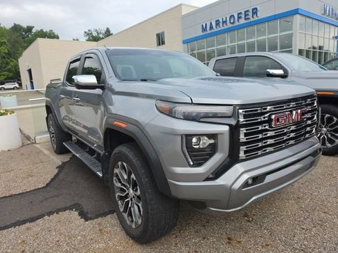 Used 2023 GMC Canyon Denali AWD/4WD image 2