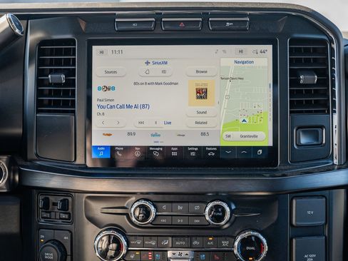 Certified 2024 Ford F250 Lariat w/ Black Appearance Package image 35