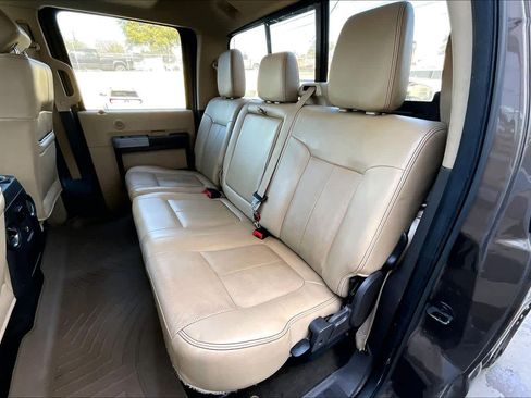 Used 2015 Ford F250 Lariat w/ Lariat Ultimate Package image 21