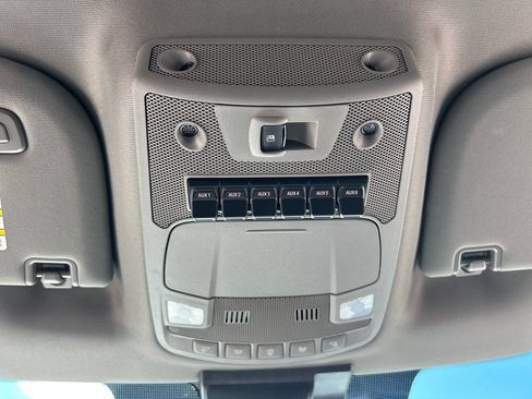 Used 2021 Ford F350 Lariat w/ Lariat Ultimate Package AWD/4WD image 21