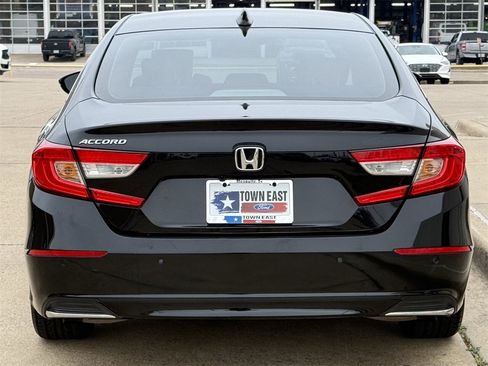 Used 2022 Honda Accord EX-L image 6