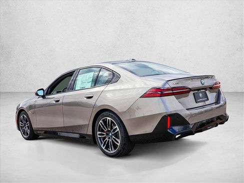 Used 2026 BMW 550e xDrive w/ Executive Package AWD/4WD image 7