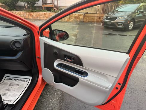 Used 2013 Toyota Prius C Two image 18