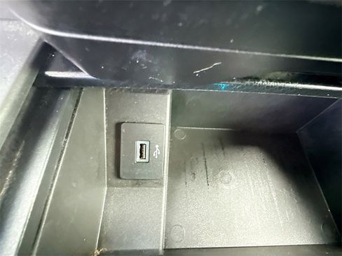 Used 2018 Ford F150 Raptor image 24