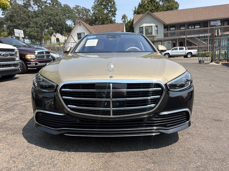 Used 2022 Mercedes-Benz S 500 4MATIC image 4