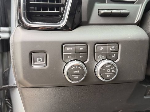 New 2026 GMC Sierra 2500 Denali w/ Denali Reserve Package AWD/4WD image 18