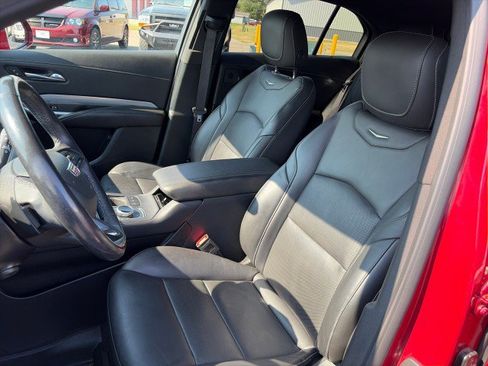 Used 2019 Cadillac XT4 Premium Luxury w/ Technology Package AWD/4WD image 10