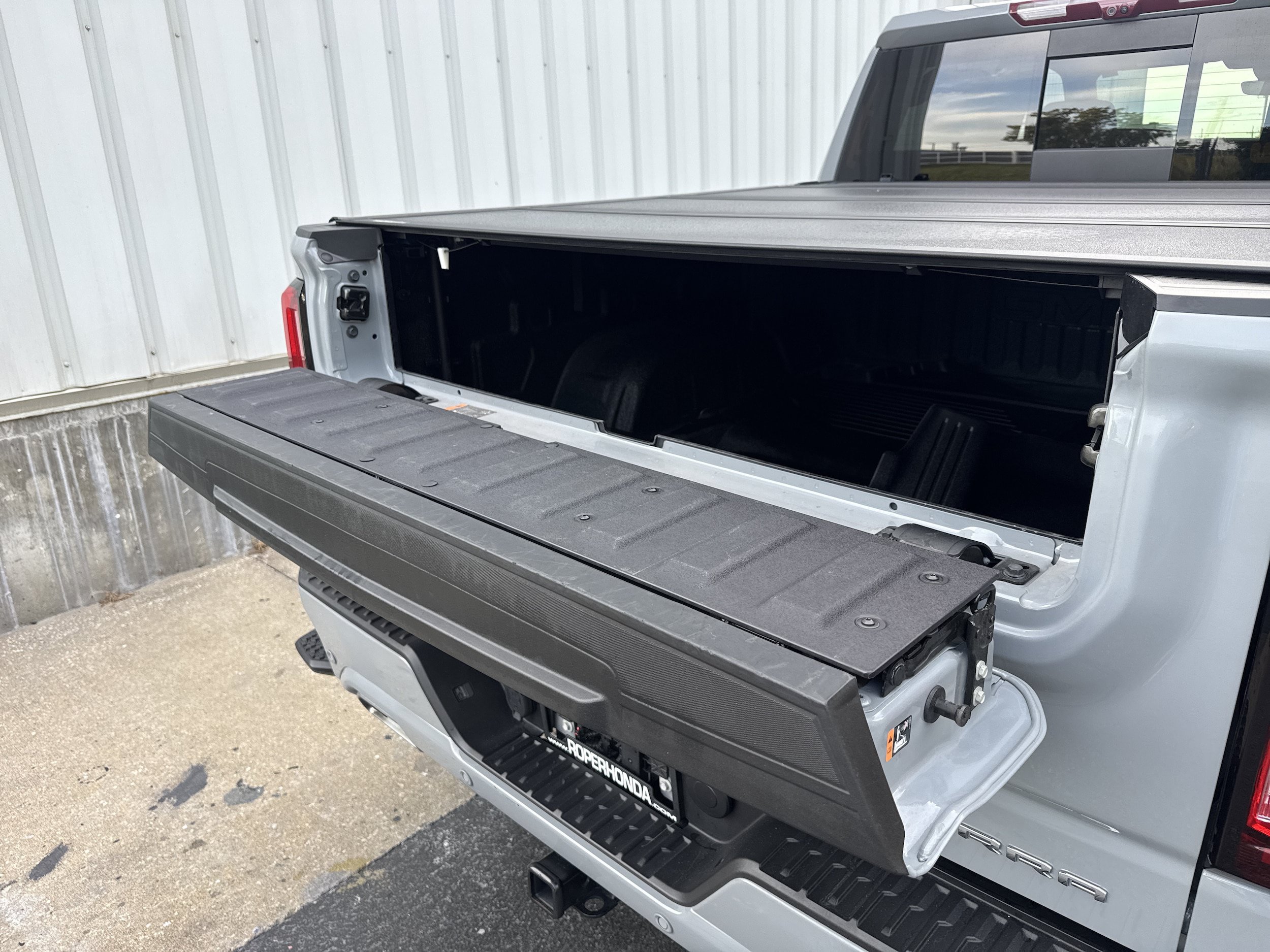 Used 2025 GMC Sierra 1500 Denali AWD/4WD image 15