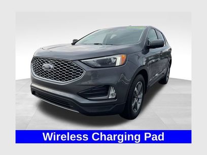 Used 2024 Ford Edge SEL w/ Convenience Package