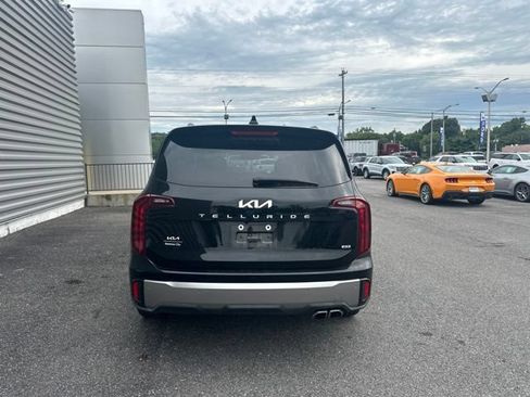 Used 2025 Kia Telluride S AWD/4WD image 6