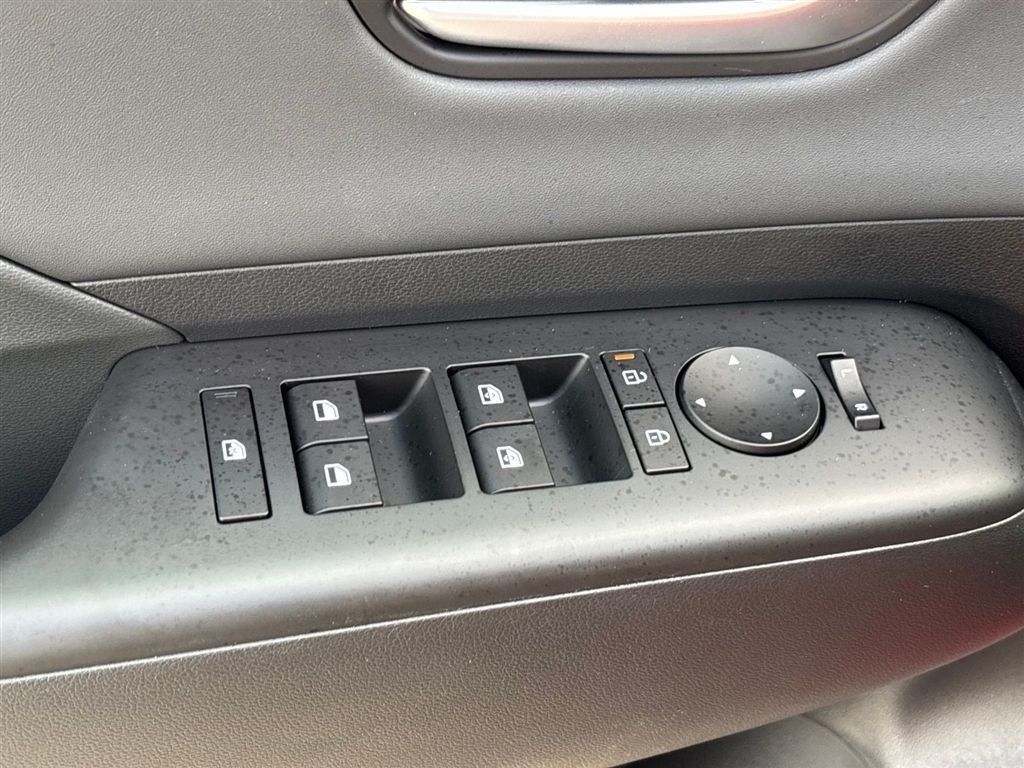 New 2026 Hyundai Kona Limited FWD image 12