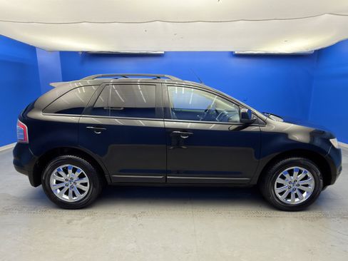 Used 2010 Ford Edge SEL image 8