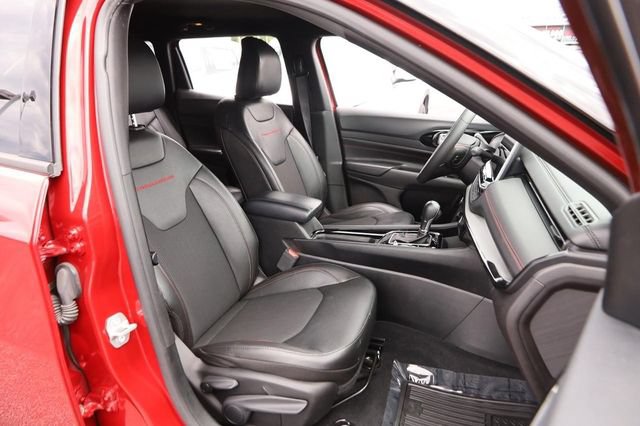Used 2025 Jeep Compass Trailhawk AWD/4WD image 25