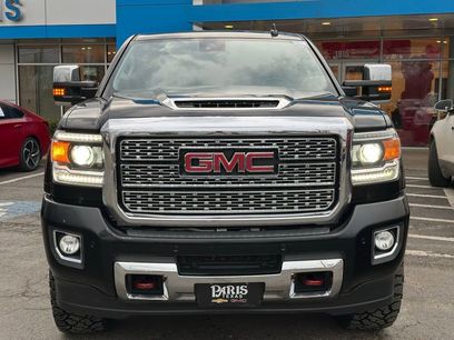 Used 2019 GMC Sierra 2500 Denali w/ Duramax Plus Package
