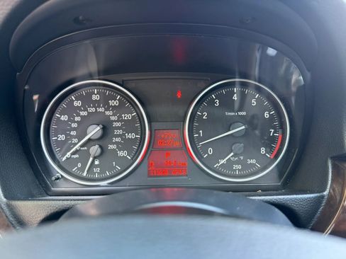 Used 2011 BMW 328i xDrive Coupe image 34