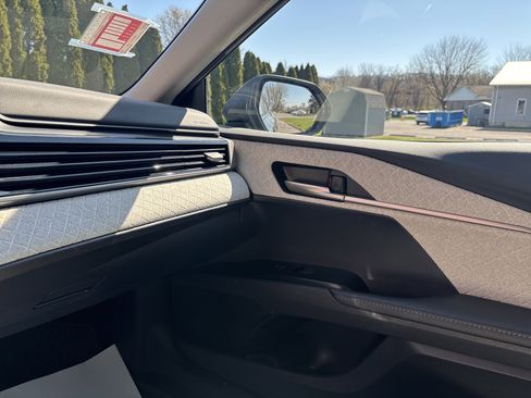 Certified 2025 Toyota Camry XLE image 23