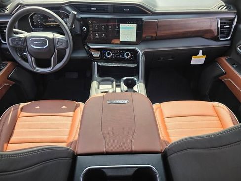 New 2026 GMC Sierra 2500 Denali Ultimate AWD/4WD image 16