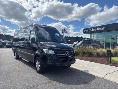 New 2026 Mercedes-Benz Sprinter 2500 image 1