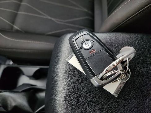 Used 2020 Ford EcoSport SE image 48