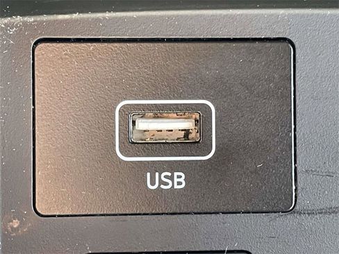 Used 2022 Hyundai Santa Fe Calligraphy w/ Cargo Package image 23