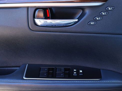 Used 2017 Lexus ES 350 image 39