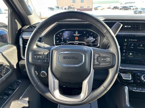 Used 2024 GMC Sierra 2500 Denali w/ Denali Reserve Package image 13