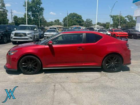 Used 2016 Scion tC FWD image 4