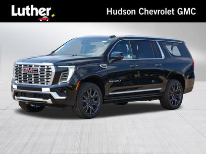 New 2025 GMC Yukon XL Denali w/ Sun & Power Step Package
