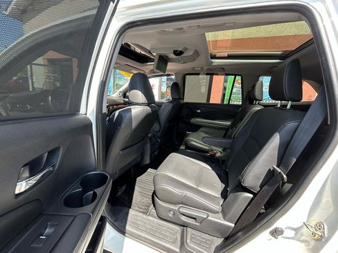 Used 2019 Honda Pilot Elite image 17