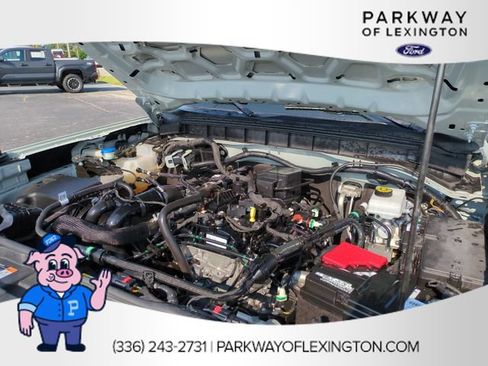 Used 2023 Ford Bronco Outer Banks w/ Sasquatch Package AWD/4WD image 36