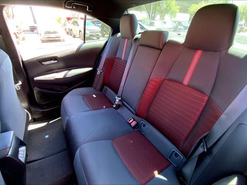 Used 2025 Toyota Corolla SE FWD image 20